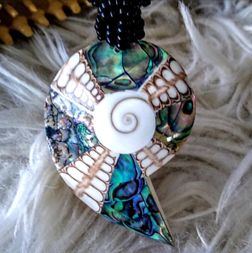 ABALONE & CONCH NECKLACE